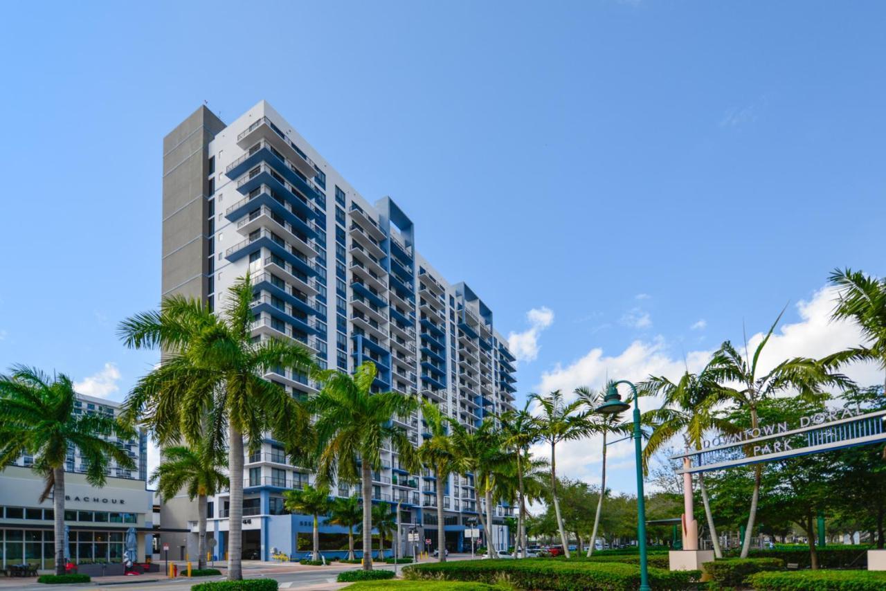 Cozy 1- 1 Bedroom Steps From Downtown Doral Park マイアミ エクステリア 写真